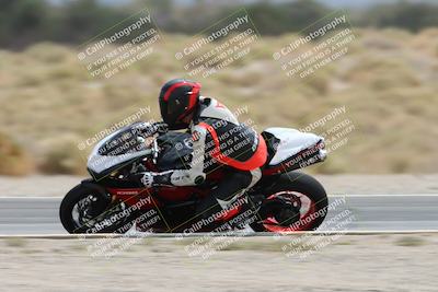 media/May-05-2025-Moto Forza (Mon) [[3c1838c5e5]]/2-B Group/Session 3 (Panning Test Turn 14 Inside)/